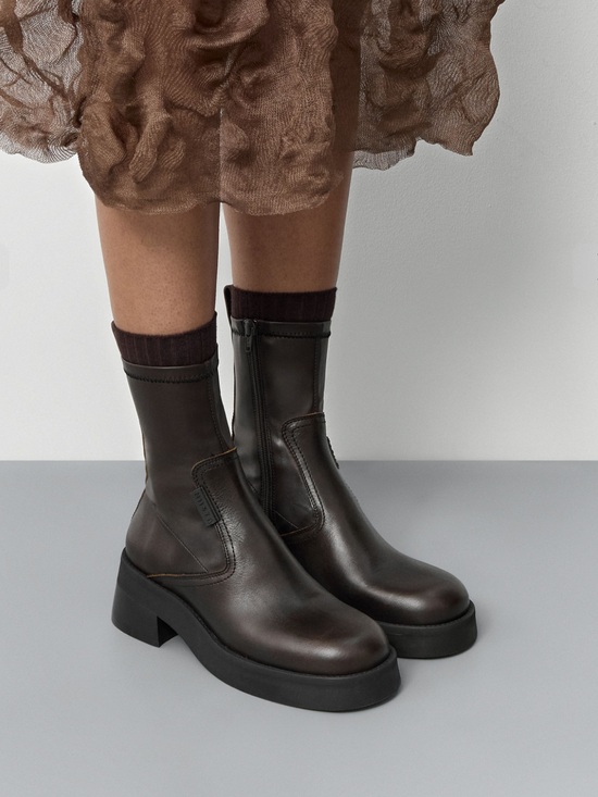 Miista Shoes - NWT MIISTA Oliana Boots in Brown — EU 39 / US 8.5–9